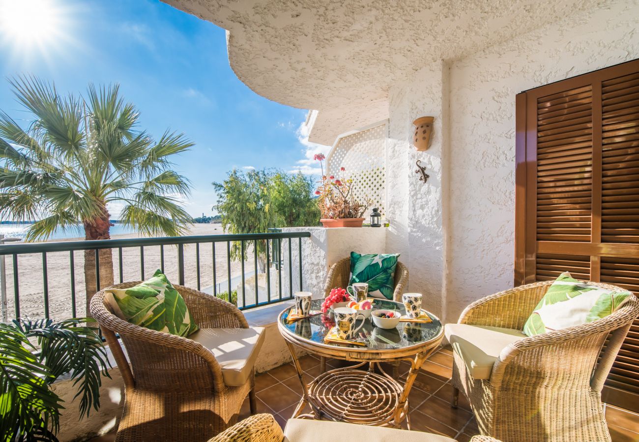 Apartment in Alcudia - Apartment on the beach Carabela 44 in Alcudia