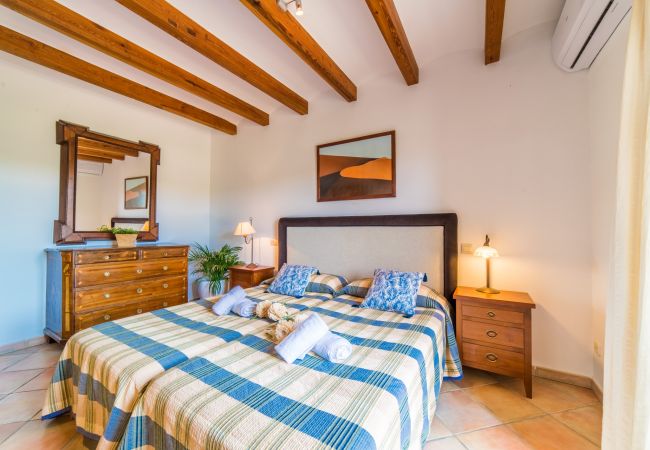 Country house in Arta - Rural villa in Mallorca Els Mitjans with pool