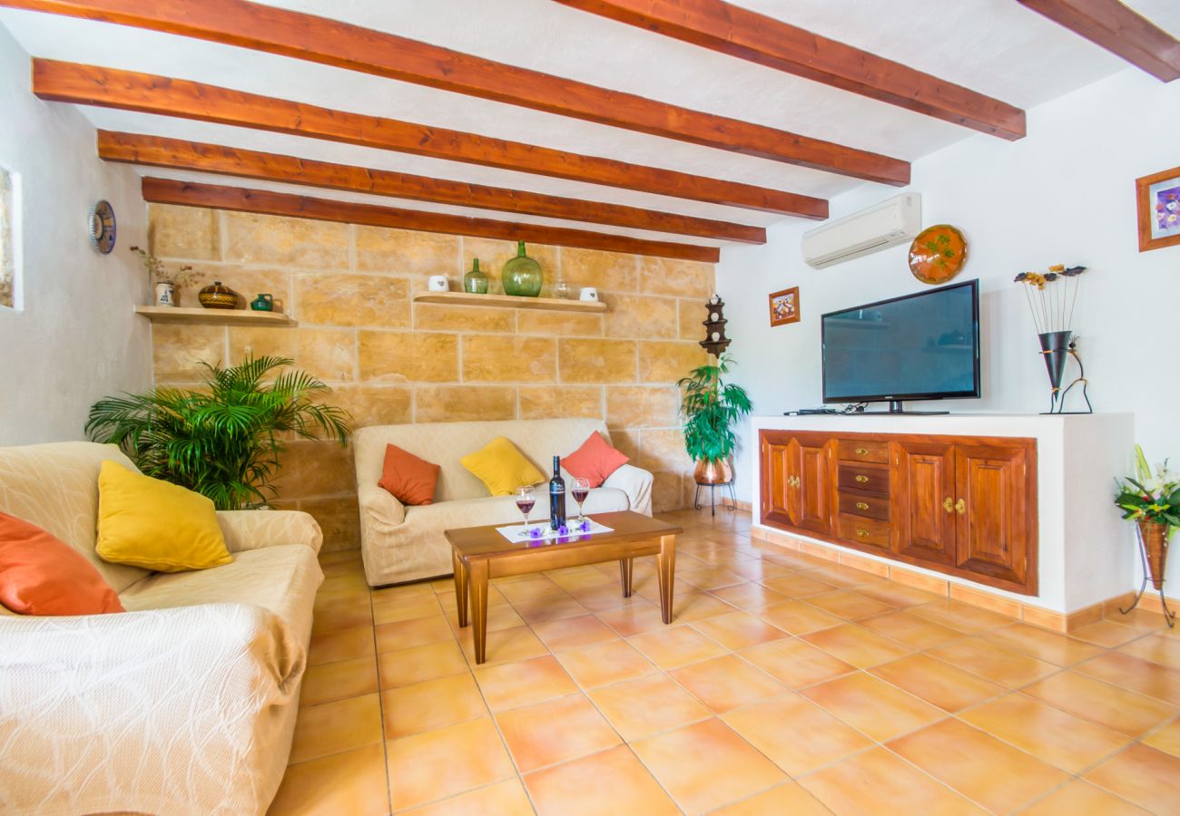 Country house in Pollensa - Big Finca with pool Can Barrio in Pollensa