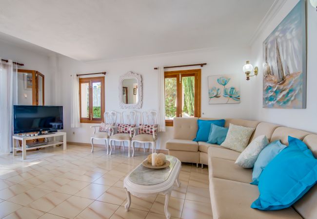 House in Alcanada - House in first line Bell Punt in Alcudia House in Alcanada - House in first line Bell Punt in Alcudia