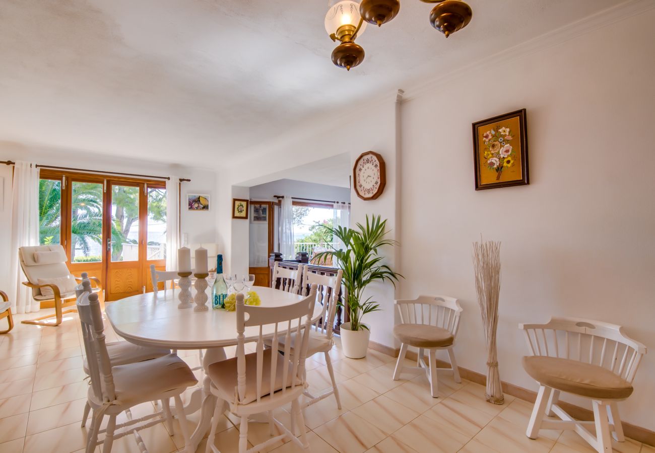 House in Alcanada - House in first line Bell punt in Alcudia