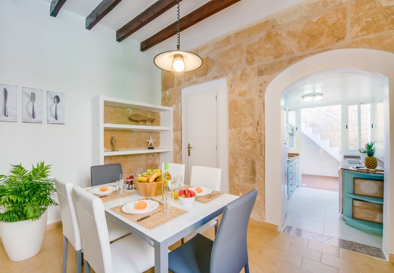 House in the old town of Alcudia with air-conditioning