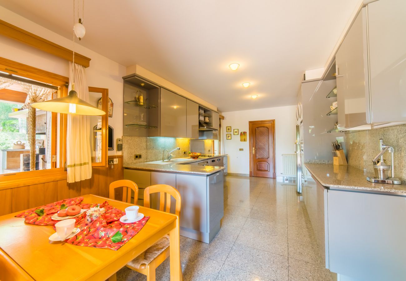 Country house in Inca - Rural finca in Mallorca Es Bosquet with pool