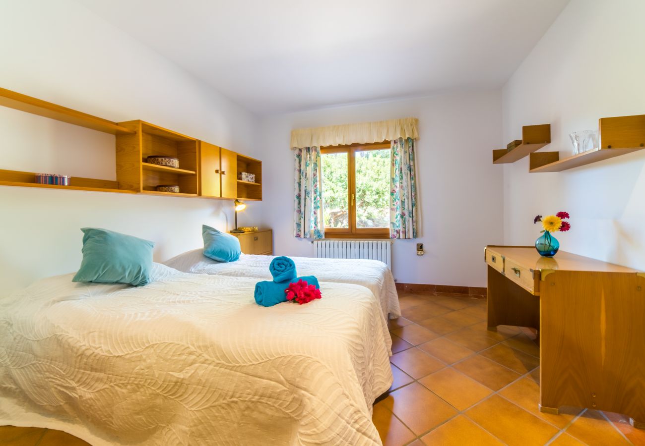 Country house in Inca - Rural finca in Mallorca Es Bosquet with pool