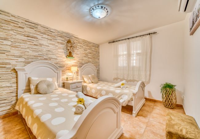 Country house in Inca - Finca in Mallorca Can Caragol Inca with pool Country house in Inca - Finca in Mallorca Can Caragol Inca with pool