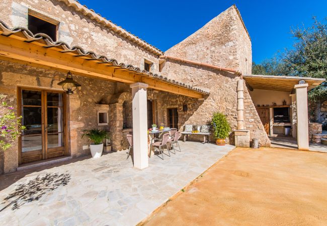 Country house in Sencelles - Finca with swimming pool Can Gelat in Mallorca Country house in Sencelles - Finca with swimming pool Can Gelat in Mallorca