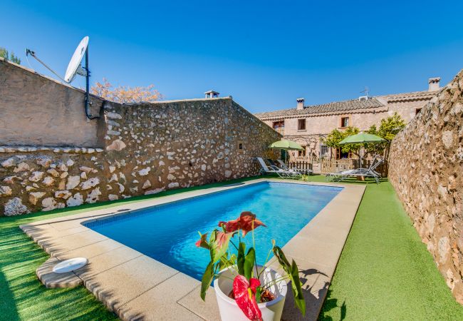 Stone walled rural finca with pool Majorca