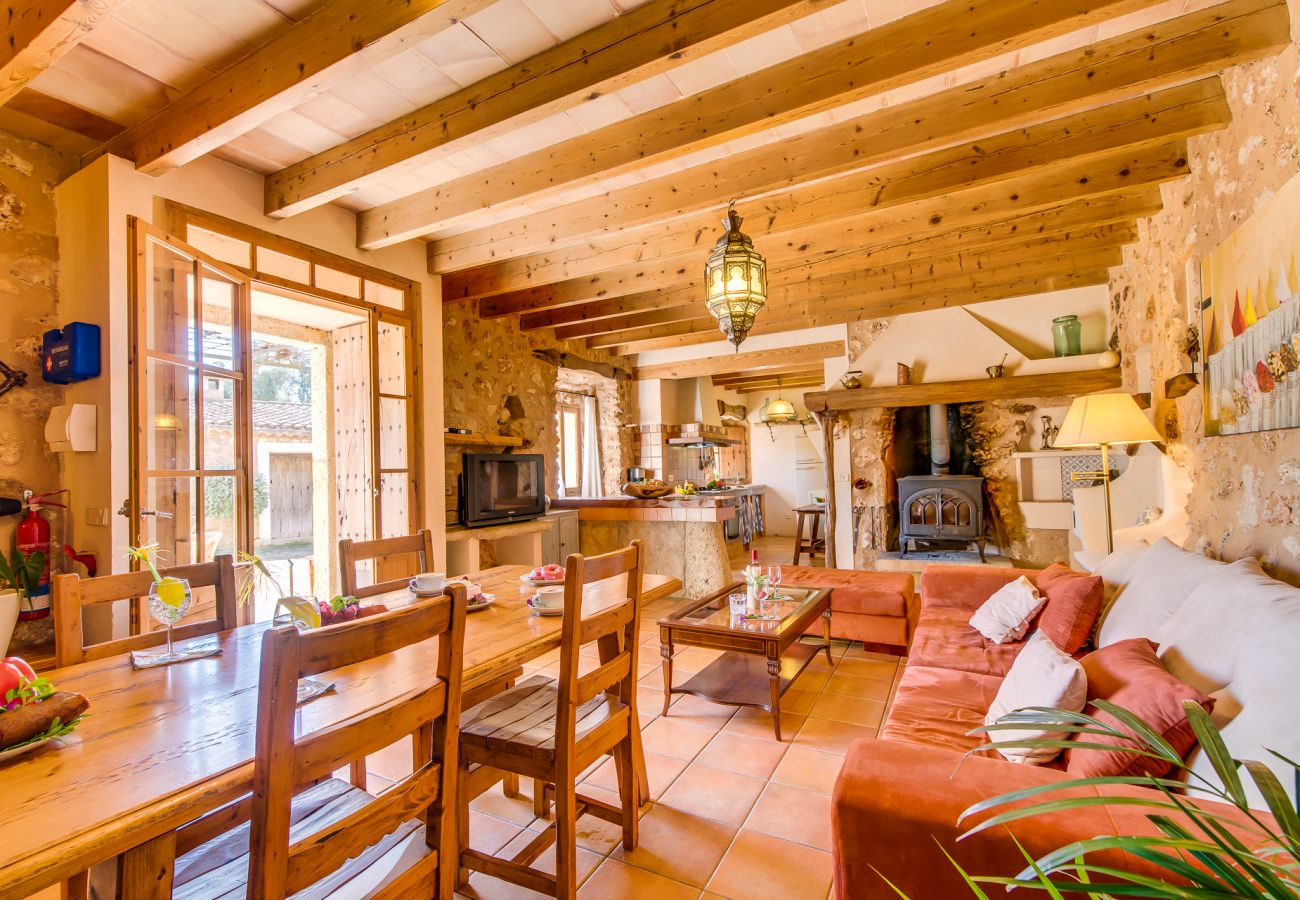 Country house in Sencelles - Finca with pool Finca Maria Costitx in Mallorca