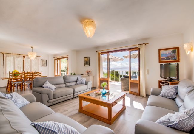 House in Alcanada - House with sea views Golf Alcudia close to beach House in Alcanada - House with sea views Golf Alcudia close to beach