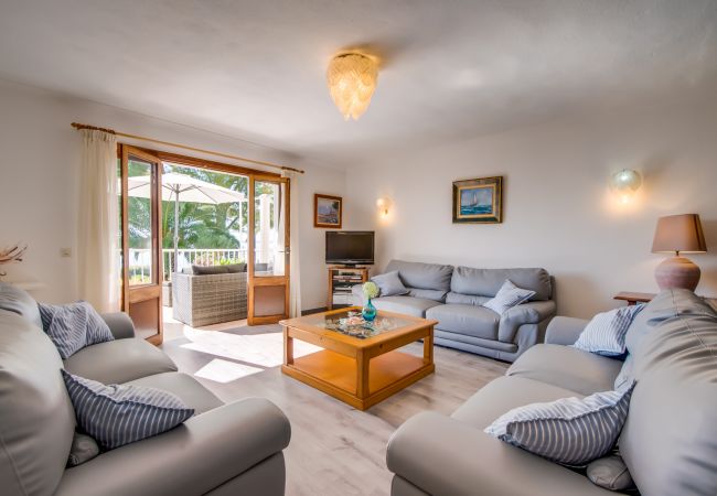 House in Alcanada - House with sea views Golf Alcudia close to beach House in Alcanada - House with sea views Golf Alcudia close to beach