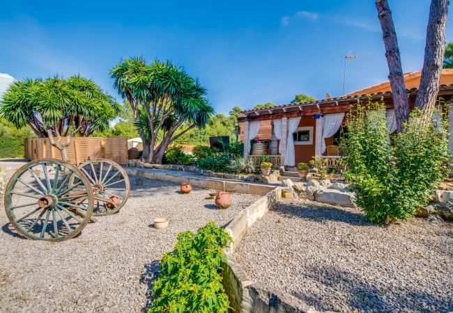 Country house in Cala Mesquida - Holidays finca Can Sito with pool
