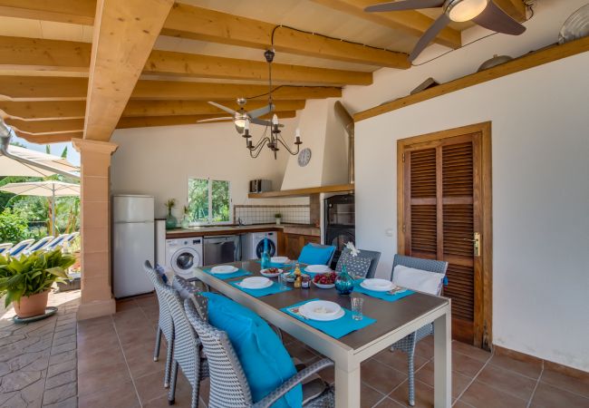 Country house in Llubi - Sustainable Finca Can Tomeu in Mallorca Country house in Llubi - Sustainable Finca Can Tomeu in Mallorca