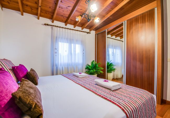 Country house in Llubi - Sustainable Finca Can Tomeu in Mallorca Country house in Llubi - Sustainable Finca Can Tomeu in Mallorca