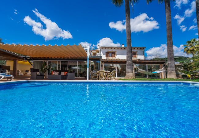 Country house in Llubi - Sustainable Finca Can Tomeu in Mallorca Country house in Llubi - Sustainable Finca Can Tomeu in Mallorca