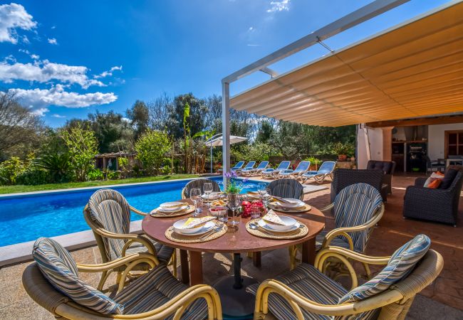 Country house in Llubi - Sustainable Finca Can Tomeu in Mallorca Country house in Llubi - Sustainable Finca Can Tomeu in Mallorca