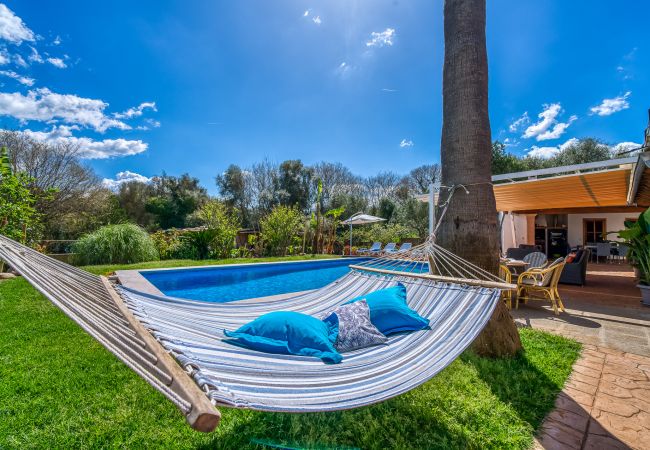 Country house in Llubi - Sustainable Finca Can Tomeu in Mallorca Country house in Llubi - Sustainable Finca Can Tomeu in Mallorca