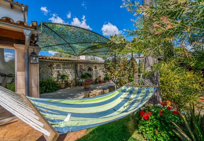 Country house in Llubi - Sustainable Finca Can Tomeu in Mallorca Country house in Llubi - Sustainable Finca Can Tomeu in Mallorca