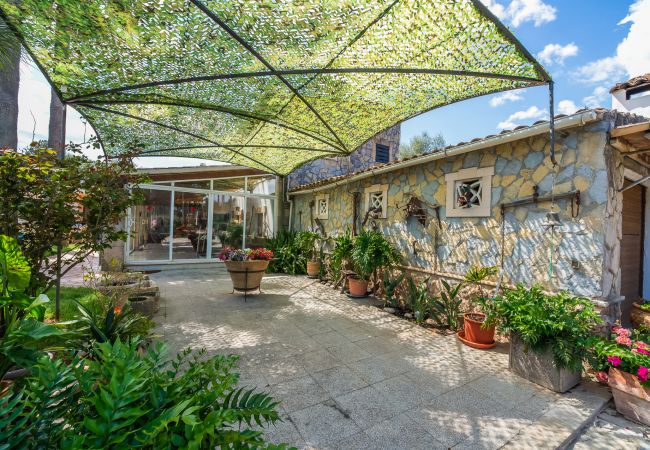 Country house in Llubi - Sustainable Finca Can Tomeu in Mallorca Country house in Llubi - Sustainable Finca Can Tomeu in Mallorca