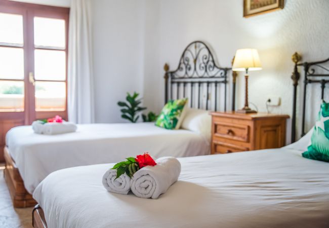 Country house in Sa Pobla - Rural finca in Mallorca Gomila with pool Country house in Sa Pobla - Rural finca in Mallorca Gomila with pool