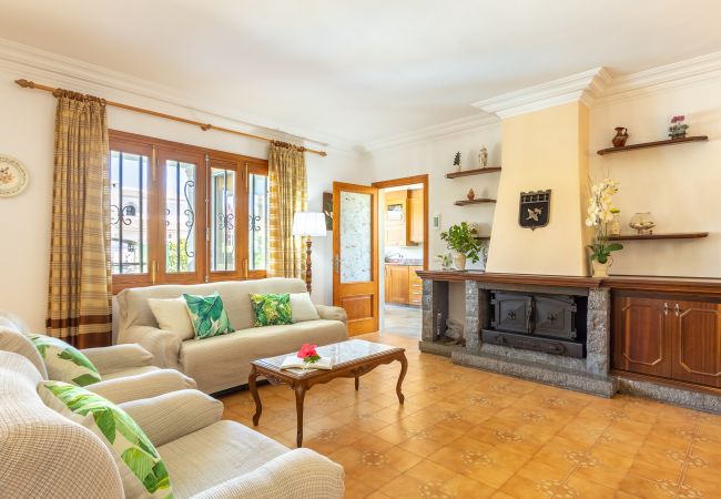 House in Playa de Muro - House close to beach Can Paris in Playa de Muro House in Playa de Muro - House close to beach Can Paris in Playa de Muro