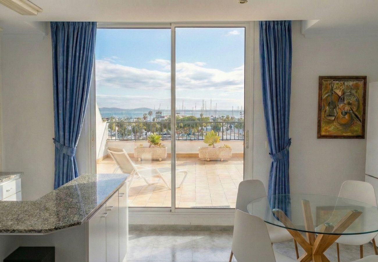 Apartment in Alcudia - Apartment Maria seaviews of Alcudia Beach