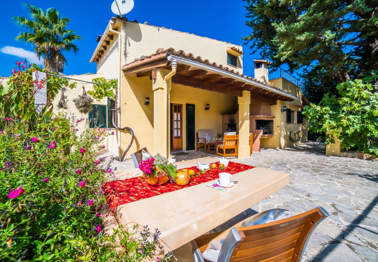 Country house in Alcudia - Sustainable Finca Ca na Patufa in Alcudia