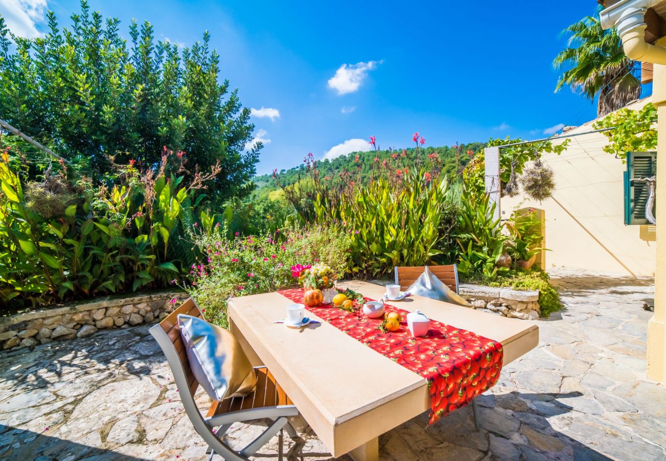 Country house in Alcudia - Sustainable Finca Ca na Patufa in Alcudia