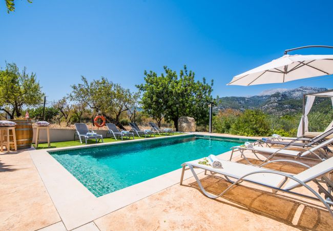 Country house in Selva - Finca Puig den Guardiola with mountain view