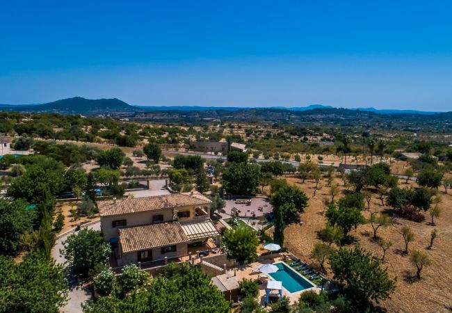 Country house in Selva - Finca Puig den Guardiola with mountain view Country house in Selva - Finca Puig den Guardiola with mountain view