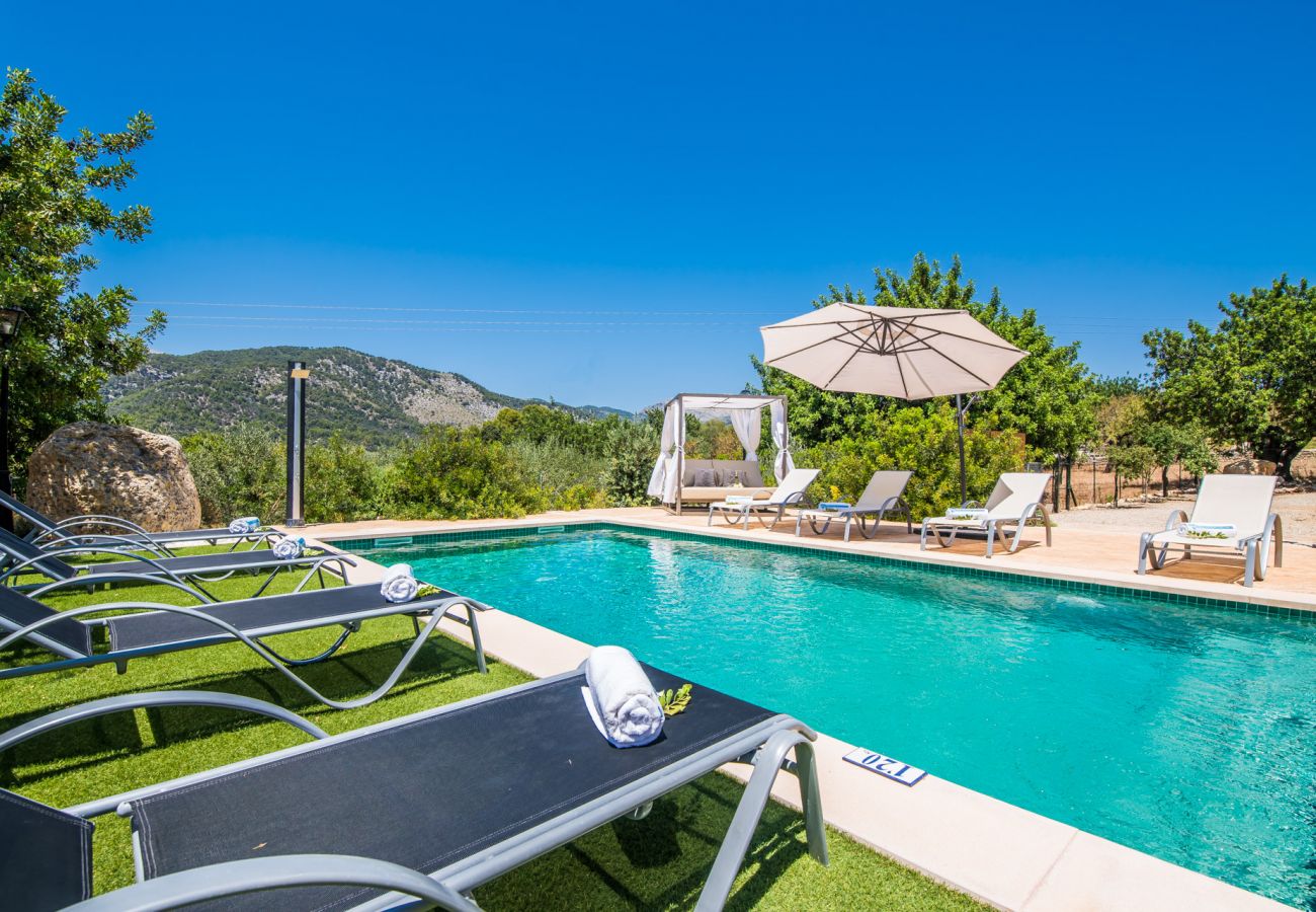 Country house in Selva - Finca Puig den Guardiola with mountain view