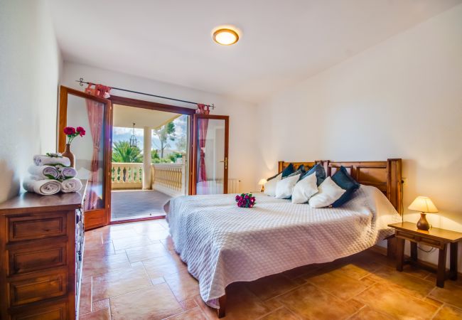 House in Alcanada - House with pool in Alcudia Ronda near the beach House in Alcanada - House with pool in Alcudia Ronda near the beach