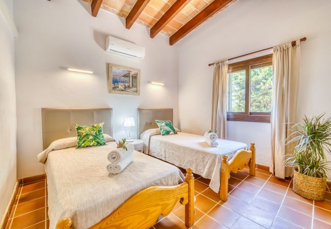 Country house in Puerto Pollensa - Finca by sea Ses Rotes with pool Pollensa Country house in Puerto Pollensa - Finca by sea Ses Rotes with pool Pollensa