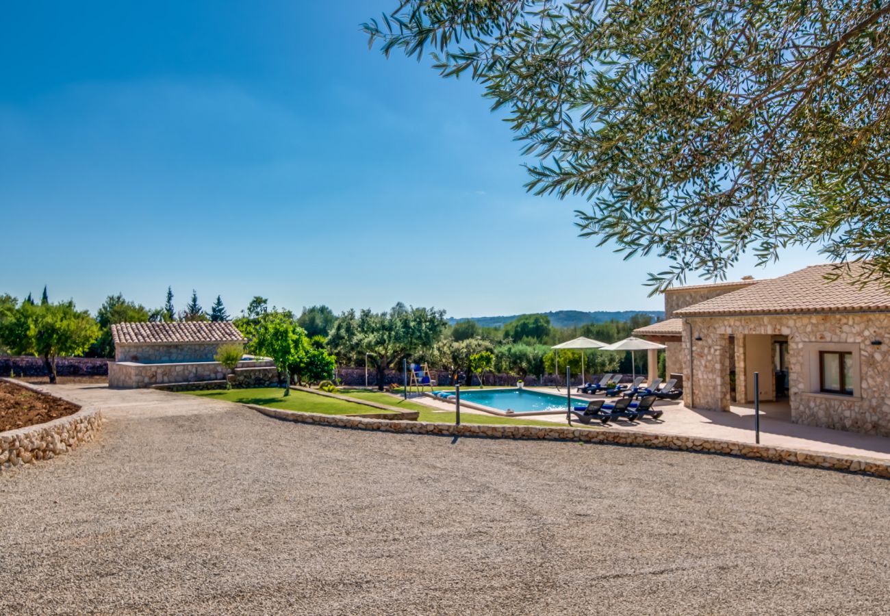 Country house in Ariany - Finca Sa Canova Ariany pool tree house Mallorca