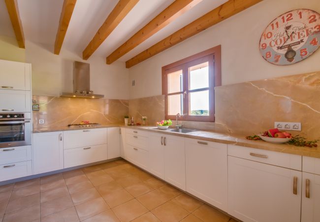 Country house in Muro - Rural finca in Muro Sa Font with swimming pool Country house in Muro - Rural finca in Muro Sa Font with swimming pool