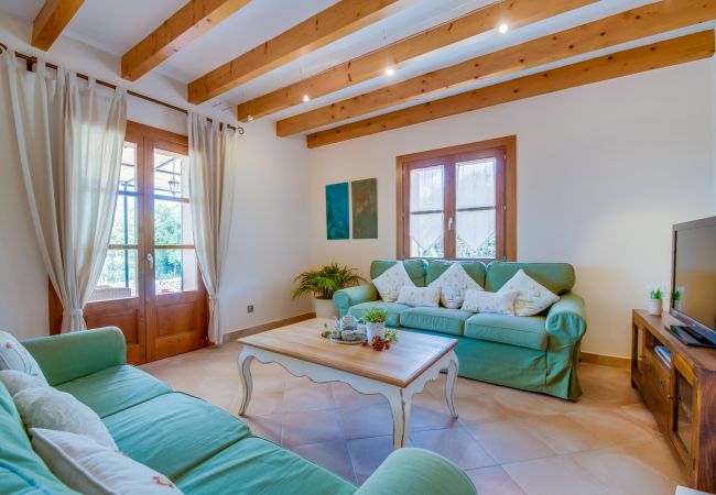 Country house in Muro - Rural finca in Muro Sa Font with swimming pool Country house in Muro - Rural finca in Muro Sa Font with swimming pool