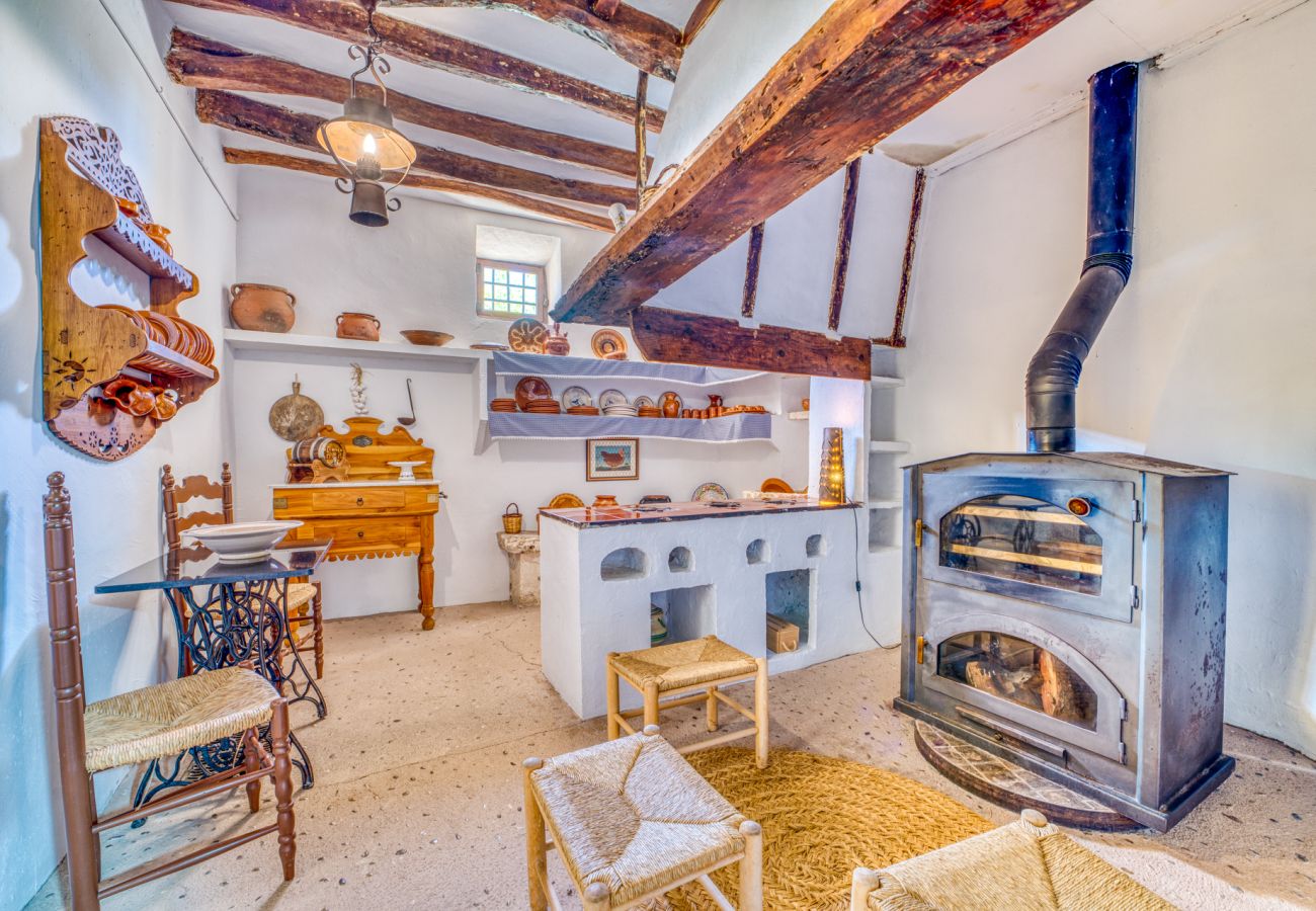 Country house in Buger - Mallorcan finca Ses Planes with pool