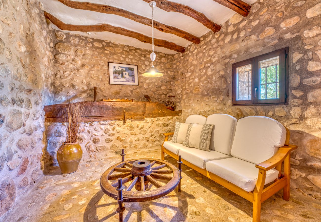 Country house in Buger - Mallorcan finca Ses Planes with pool