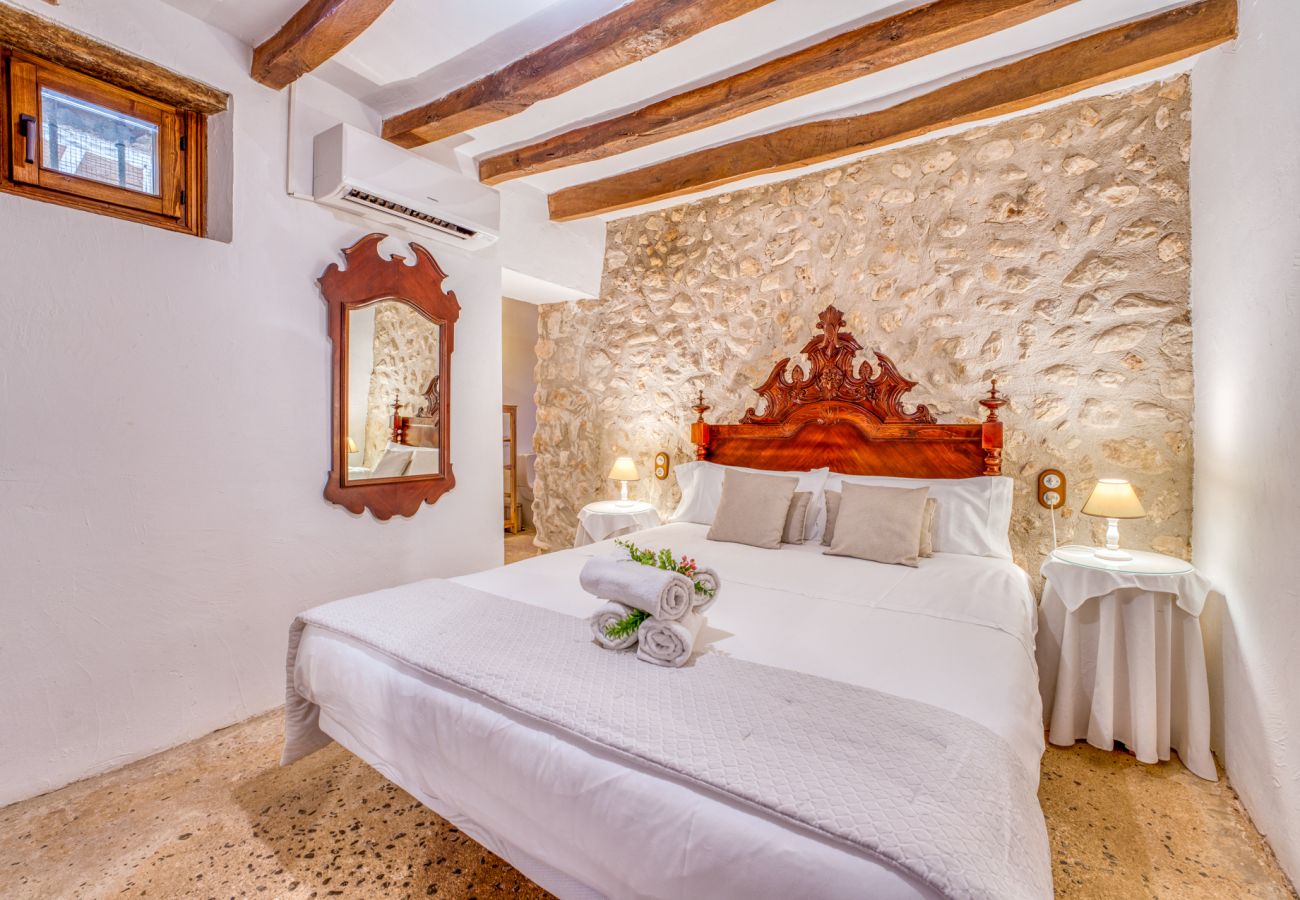 Country house in Buger - Mallorcan finca Ses Planes with pool