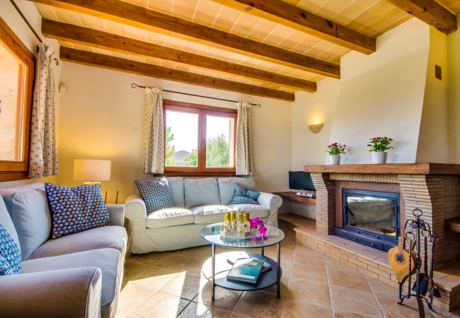 Country house in Alcúdia - Mallorcan finca in Alcudia Ses Poves with pool Country house in Alcúdia - Mallorcan finca in Alcudia Ses Poves with pool