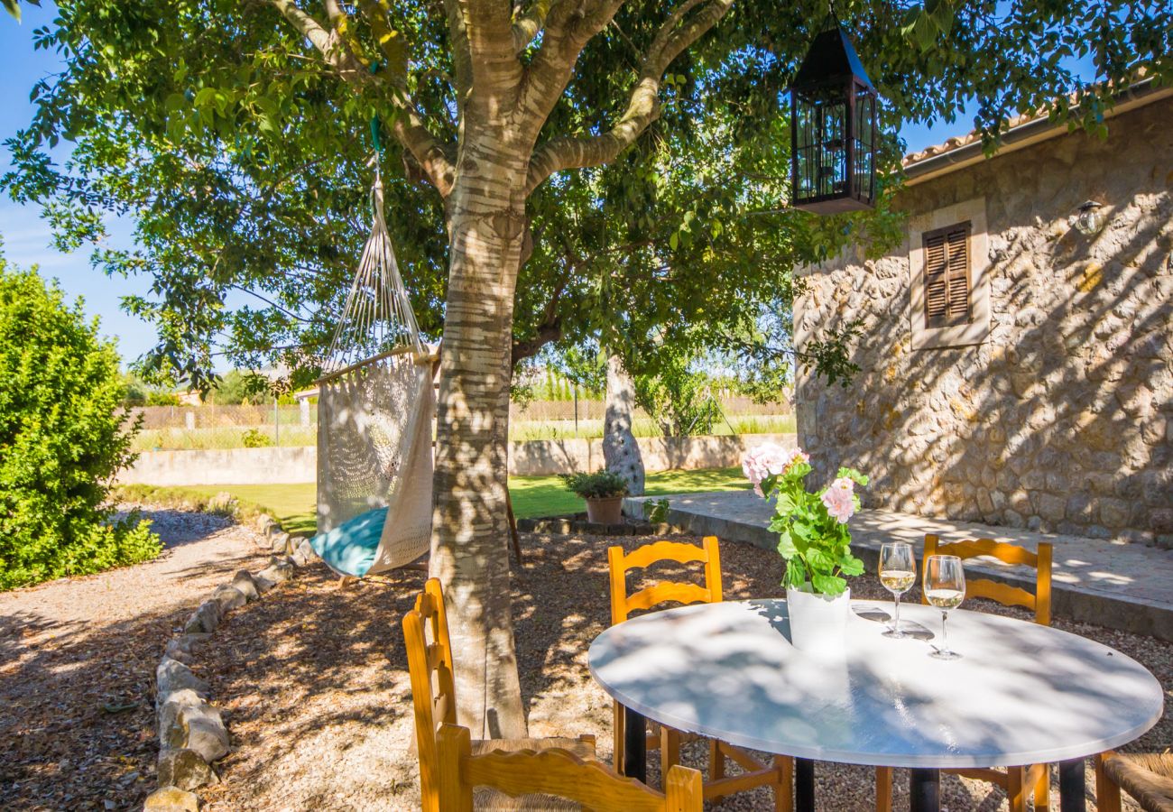 Country house in Alcudia - Mallorcan finca in Alcudia Ses Poves with pool