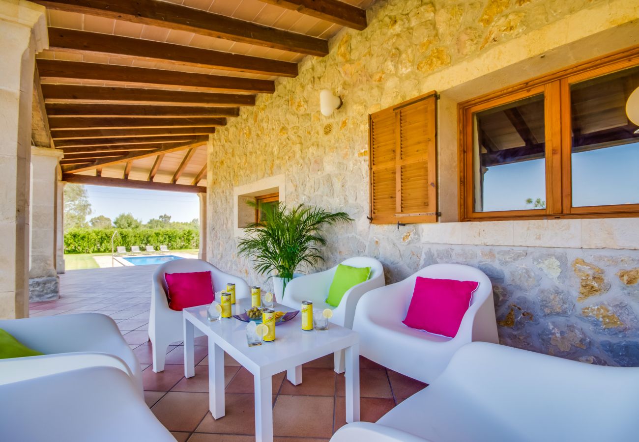 Country house in Alcudia - Mallorcan finca in Alcudia Ses Poves with pool