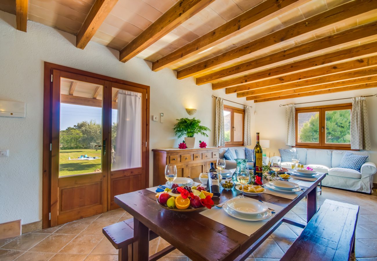 Country house in Alcudia - Mallorcan finca in Alcudia Ses Poves with pool