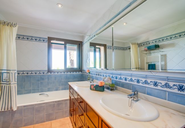Country house in Alcúdia - Rural Finca in Alcudia Ca Na Siona with pool Country house in Alcúdia - Rural Finca in Alcudia Ca Na Siona with pool