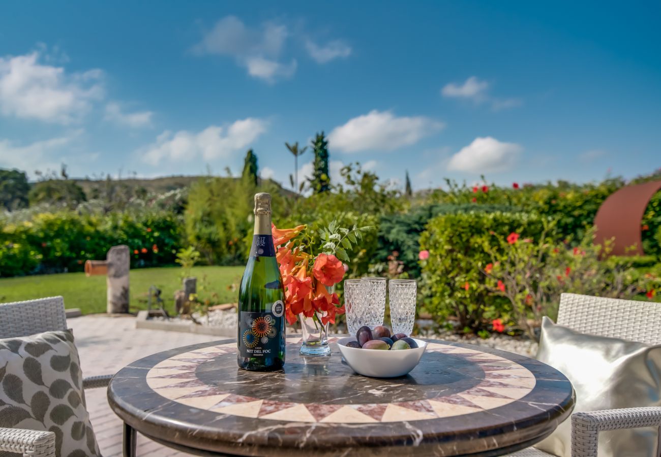 Country house in Alcudia - Rural Finca in Alcudia Ca Na Siona with pool