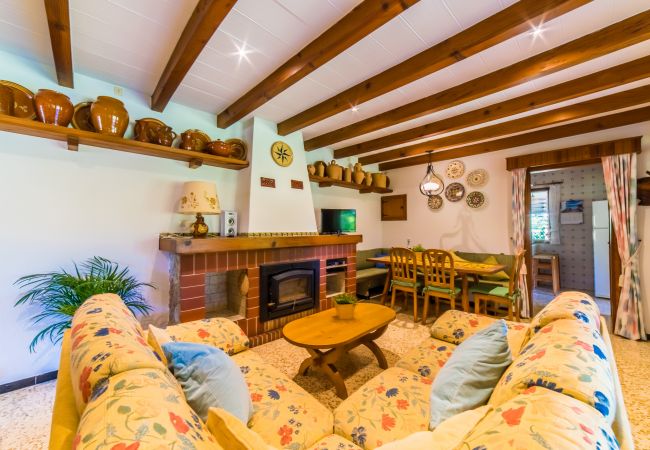 Country house in Pollensa - Rustic Finca in Pollensa Sa Sort Llarga with pool Country house in Pollensa - Rustic Finca in Pollensa Sa Sort Llarga with pool