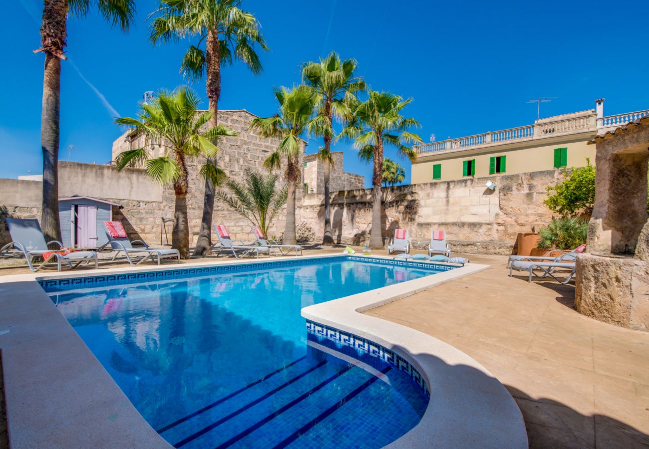 Holiday rental with pool in Mallorca