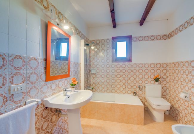 Country house in Pollensa - Country style Finca Can Verga Pollensa with pool Country house in Pollensa - Country style Finca Can Verga Pollensa with pool