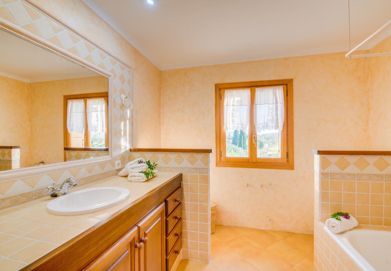 Country house in Pollensa - Finca en Pollensa Can Carabassot with private pool 