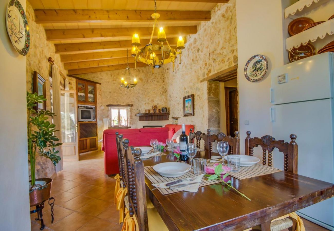 Country house in Buger - Rural finca Sa Figuera blanca with pool Mallorca