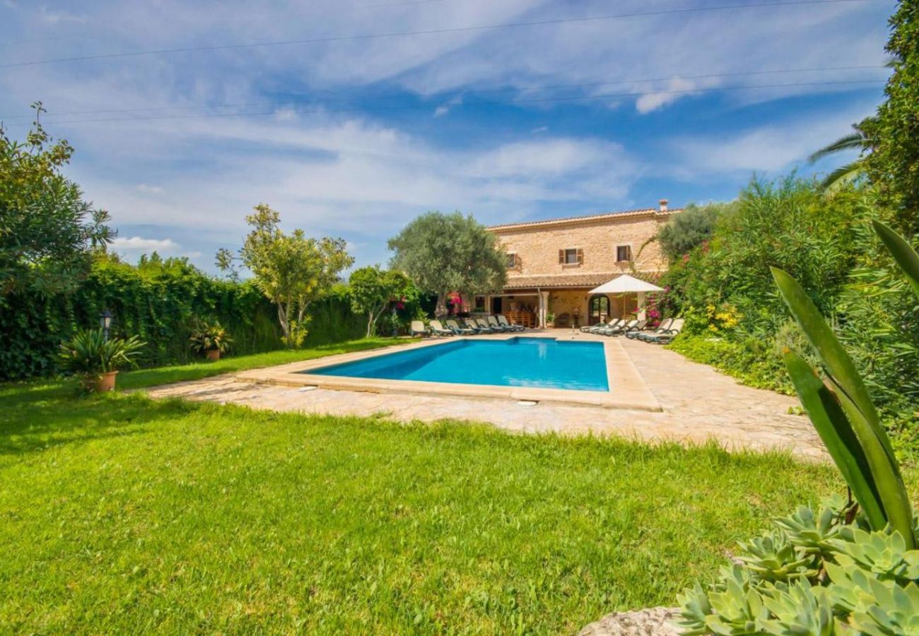 Country house in Buger - Large rustic finca Can Nyany Buger in Mallorca